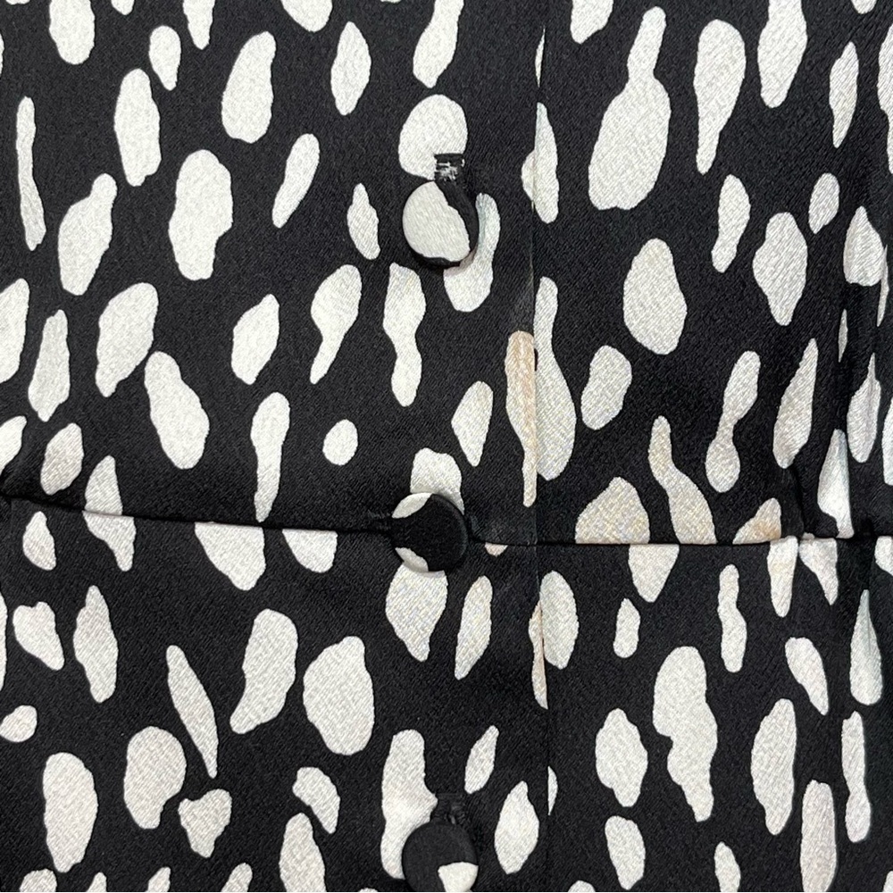 J Crew Long Sleeve Peplum Button Front Top in Printed Satin Crepe Size 2 - Picture 8 of 12